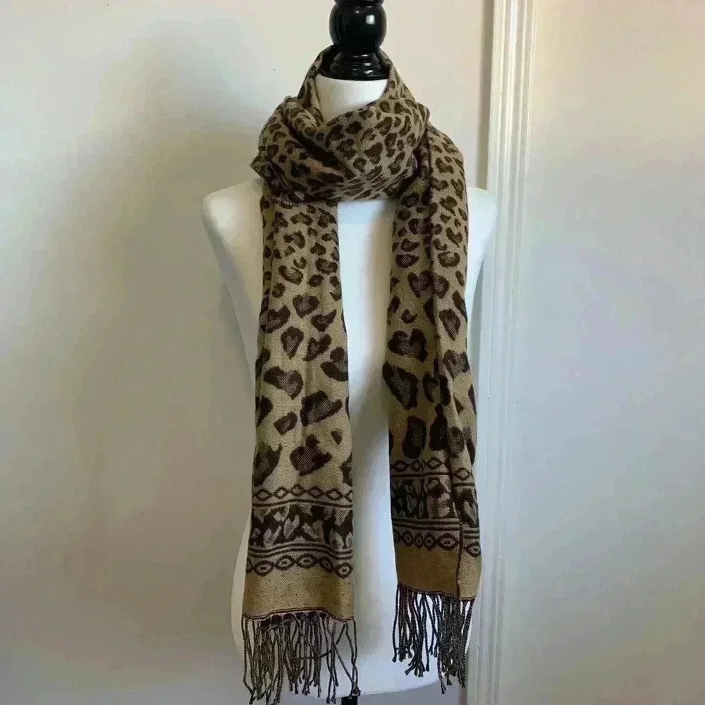 BNWOT Korean Style Animal  print scarf